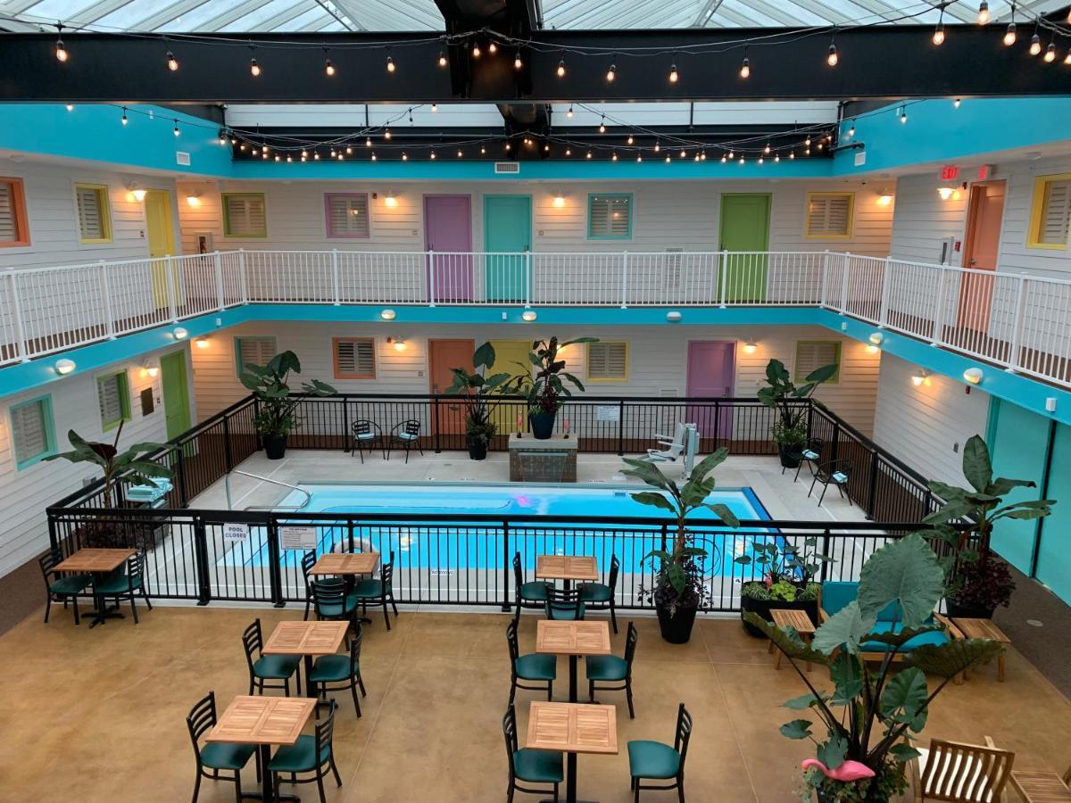 Worthington Of Logan Hotel Buitenkant foto