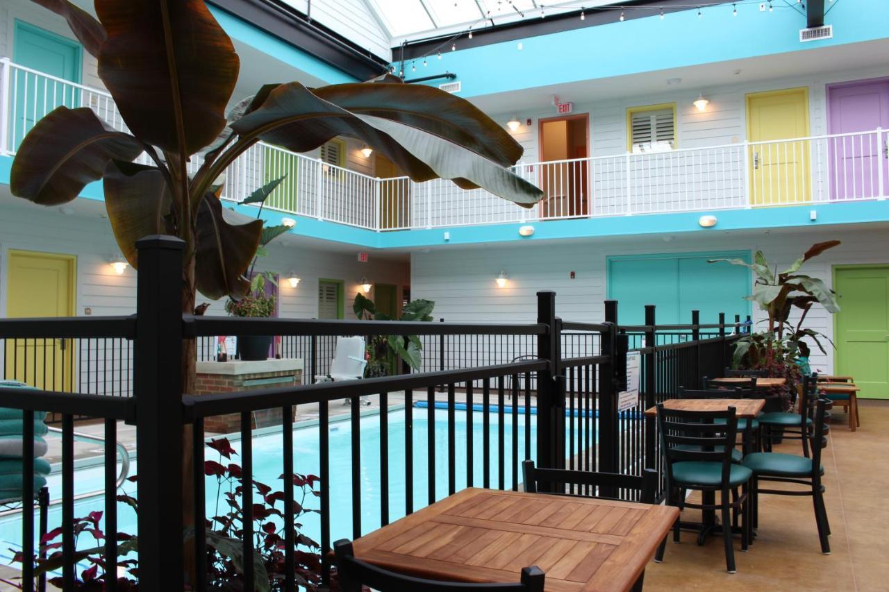 Worthington Of Logan Hotel Buitenkant foto